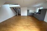 SCHICK und SUPER ZENRAL im ACHIMER BAUERNVIERTEL Hochwertige, schöne 3 Zimmer-Maisonette-Wohnung Baujahr 2022 mit großem Balkon und Garagenplatz