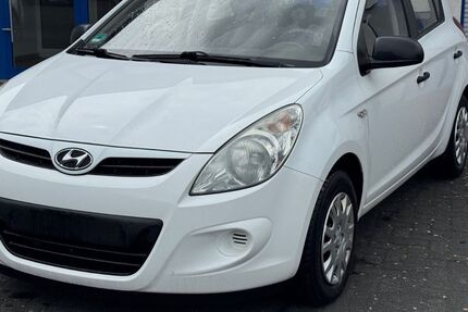 Hyundai i20 142.000 km 2.999 &euro; Schwerte 58239