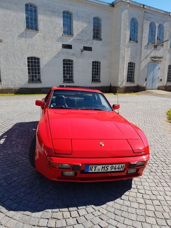 944