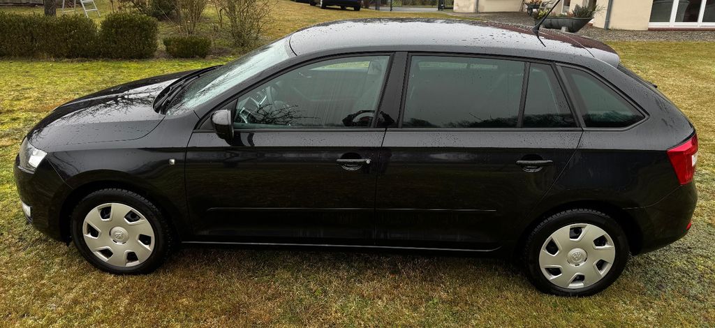 Skoda Rapid 122.000 km 6.400 &euro; Marburg 35037
