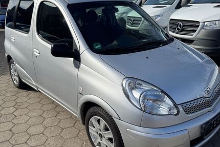 Toyota Yaris 122.700 km 4.950 &euro; Hamburg 20537