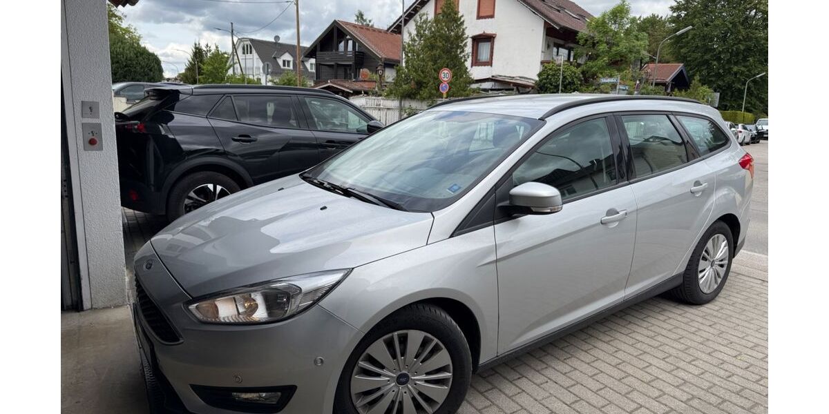 Ford Focus 102.000 km 7.899 &euro; München 81825