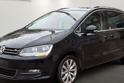 VW Sharan 250.098 km 7.499 € Berlin 12681