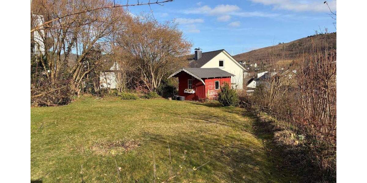 Einfamilienhaus Bad Berleburg - 1 Zimmer, 328 m&sup2;, 350.000&euro; | Angebot:25601236