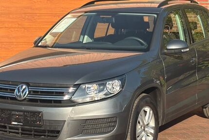VW Tiguan 133.258 km 11.499 &euro; Westerstede 26655