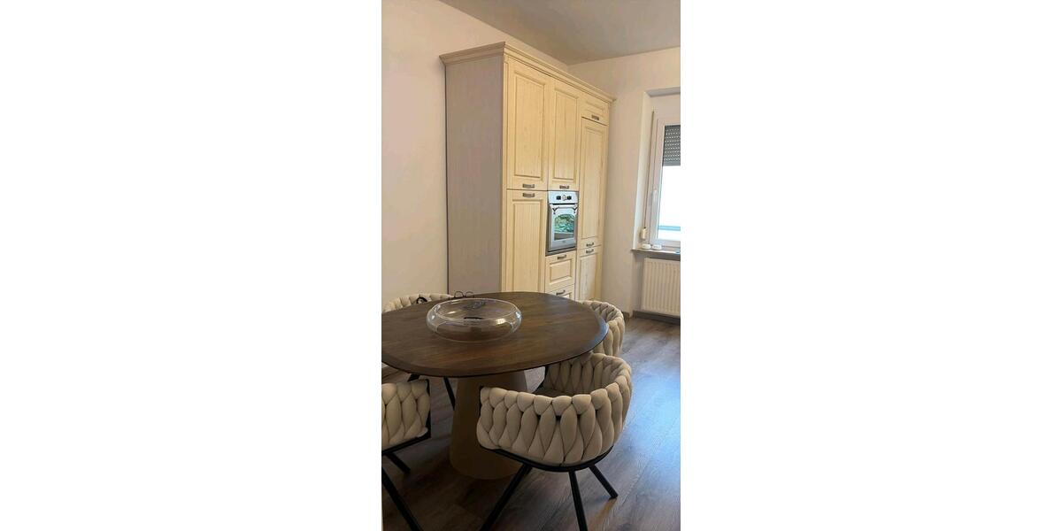 Doppelhaushälfte Pforzheim Nordstadt - 7 Zimmer, 130 m&sup2;, 500.000&euro; | Angebot:27232222