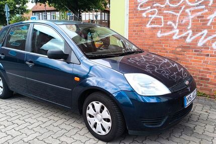 Ford Fiesta 145.200 km 1.400 &euro; Neumünster 24536