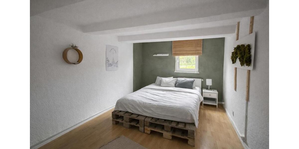 Etagenwohnung Sundern (Sauerland) - 2.5 Zimmer, 74 m&sup2;, 750&euro; | Angebot:26395403