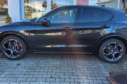 Alfa Romeo Stelvio 25.000 km 48.900 &euro; Freilassing 83395