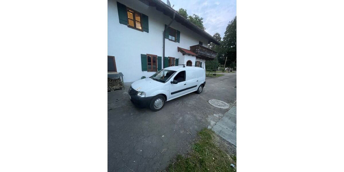 Dacia Logan 92.040 km 2.000 &euro; Berg 82335