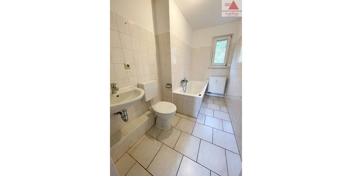 Etagenwohnung Schwarzenberg Sachsenfeld - 3 Zimmer, 58 m&sup2;, 319&euro; | Angebot:26892223