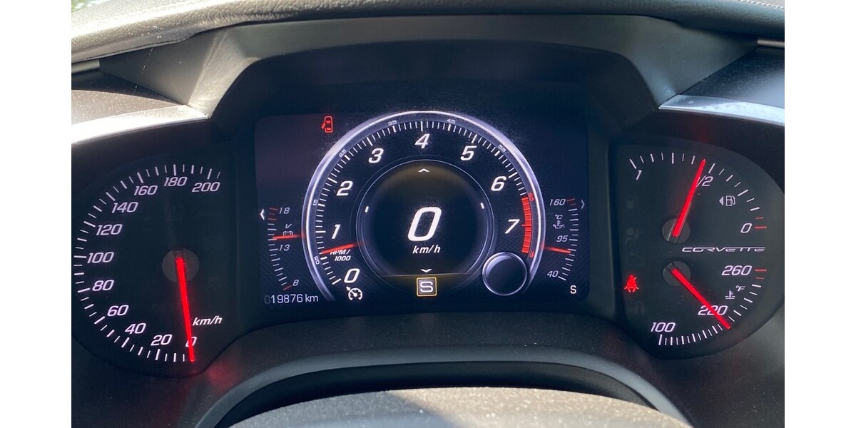 Chevrolet Corvette 20.500 km 54.900 € Radevormwald 42477