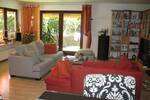 2 Fam.Haus ( 2x 4 ZW vermietet) mit kleinem Anbau ( 2x 1 ZW frei), Walmdach, Bj 76, Waldrandlage Laufamholz