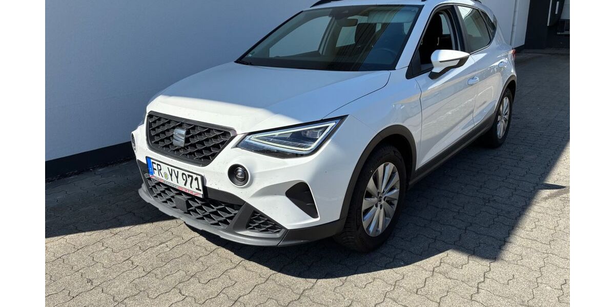 Seat Arona 53.953 km 14.890 &euro; Freiburg im Breisgau 79111