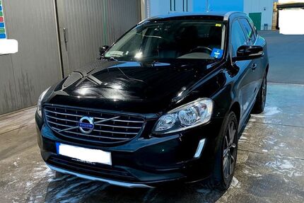 Volvo XC60 93.600 km 21.900 &euro; Vettweiß 52391