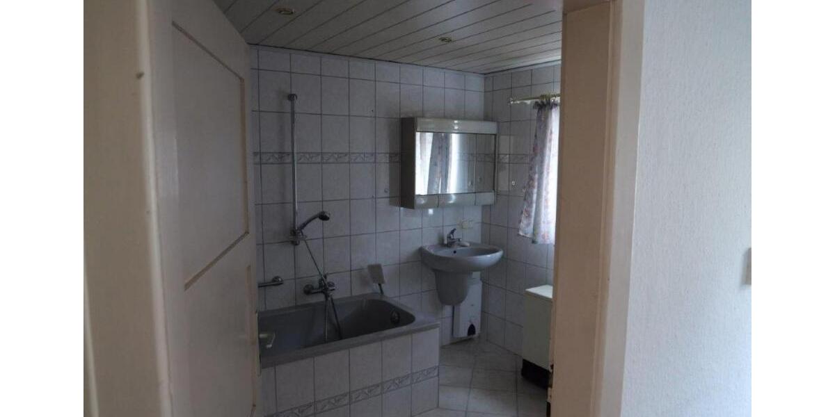 Einfamilienhaus Cunewalde - 9 Zimmer, 178 m&sup2;, 48.000&euro; | Angebot:24455976
