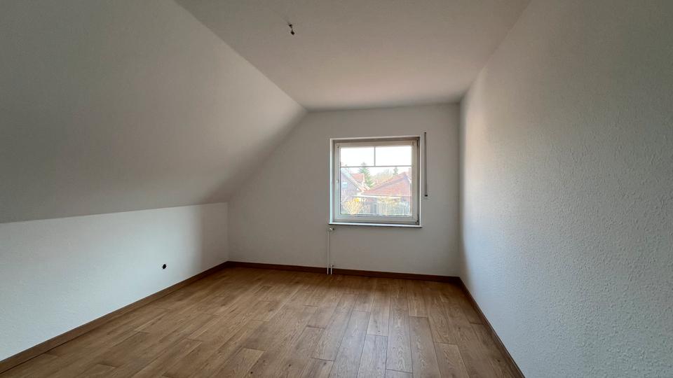 Einfamilienhaus Papenburg - 5 Zimmer, 120 m&sup2;, 880&euro; | Angebot:25887856