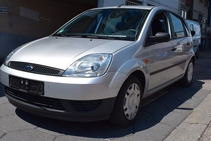 Ford Fiesta 72.853 km 2.899 € Fellbach bei Stuttgart 70736