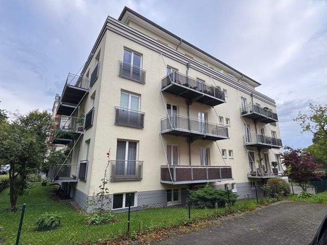 Etagenwohnung Stralsund Kniepervorstadt - 2 Zimmer, 81 m&sup2;, 950&euro; | Angebot:25644417