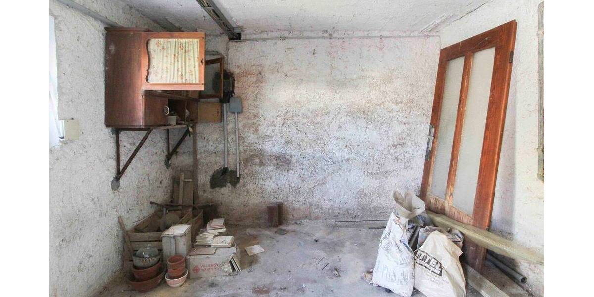 Einfamilienhaus Mühlacker Dürrmenz - 6 Zimmer, 115 m&sup2;, 175.000&euro; | Angebot:25970542