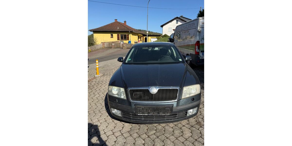 Skoda Octavia 375.000 km 1.400 &euro; Sinntal 36391