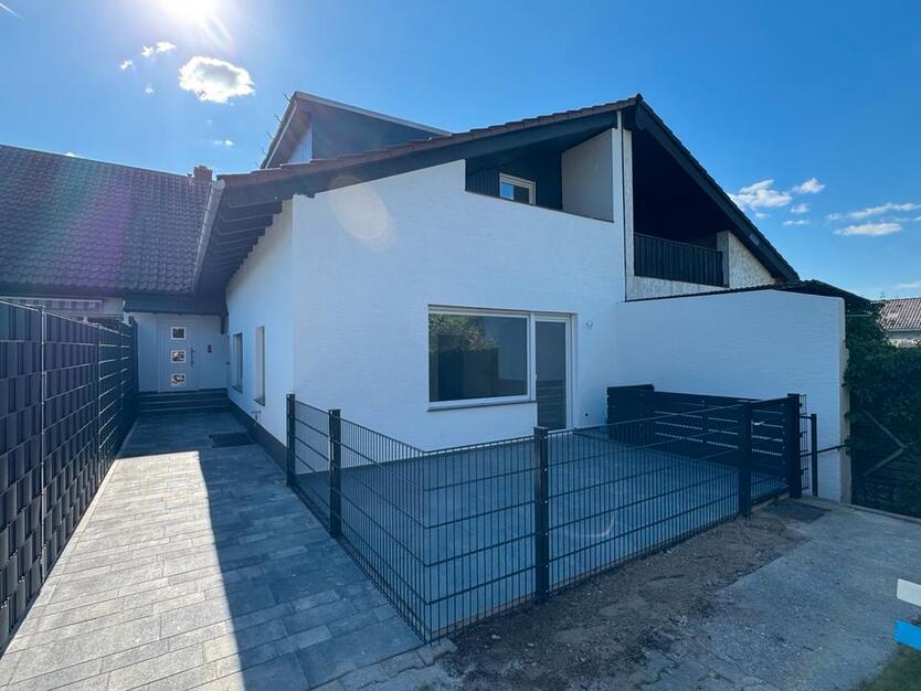 Oh la la! ❤️ Schicker und kernsanierter Altbau. Erstbezug!