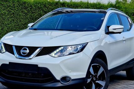 Nissan Qashqai 94.000 km 12.499 &euro; Bad Lippspringe 33175