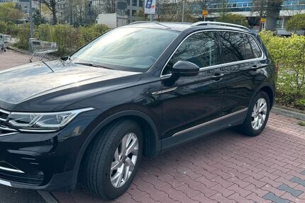 VW Tiguan 82.000 km 27.800 &euro; Neu-Isenburg 63263