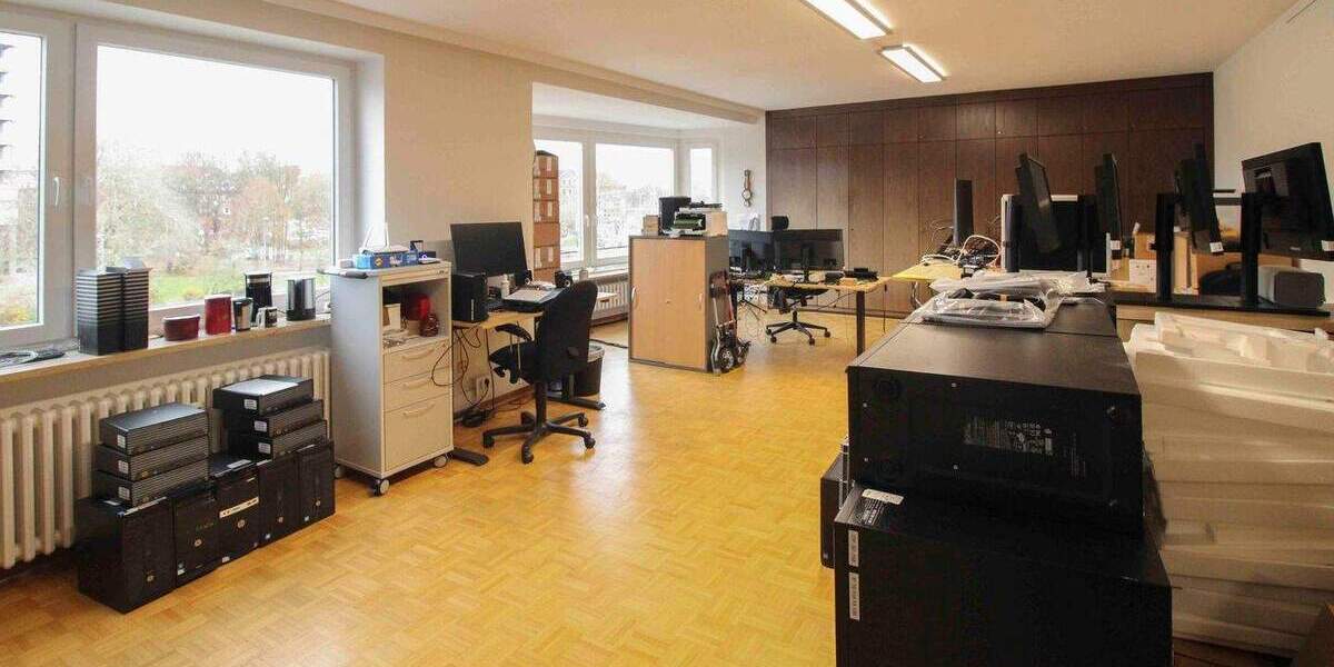 Etagenwohnung Kiel Exerzierplatz - 4 Zimmer, 269 m&sup2;, 640.000&euro; | Angebot:25410922