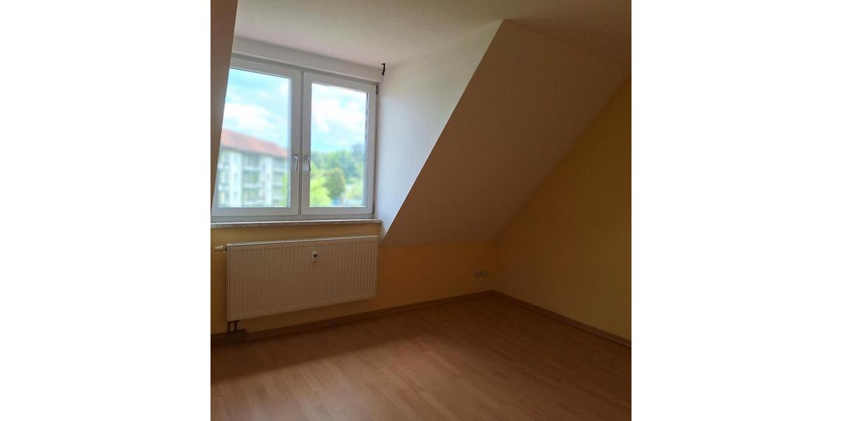 Dachgeschoßwohnung Neustadt an der Orla - 2 Zimmer, 90 m&sup2;, 80.000&euro; | Angebot:26741667