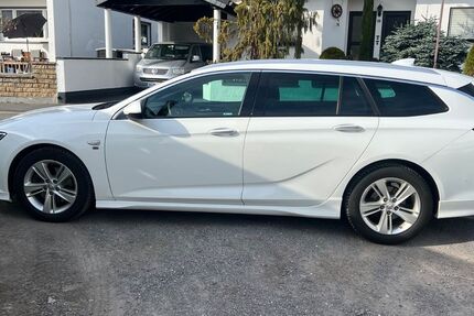 Opel Insignia 189.000 km 10.400 &euro; Bad Neuenahr 53474