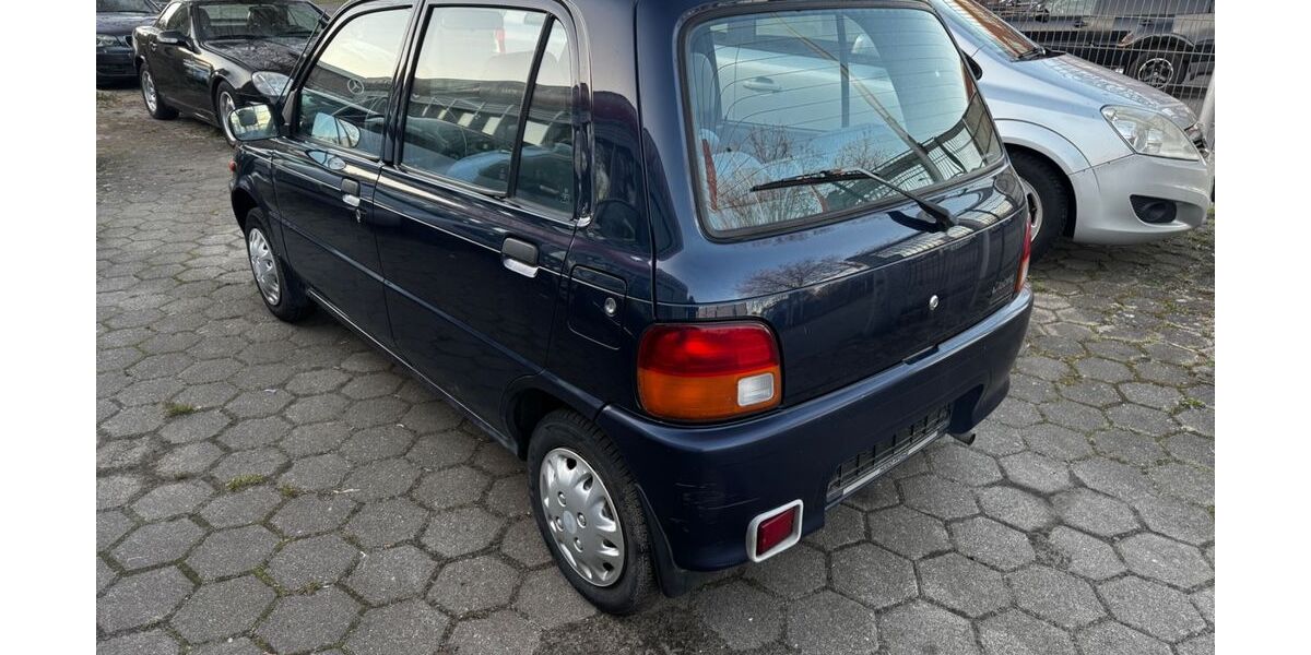 Daihatsu Cuore 125.500 km 2.500 &euro; Pinneberg 25421