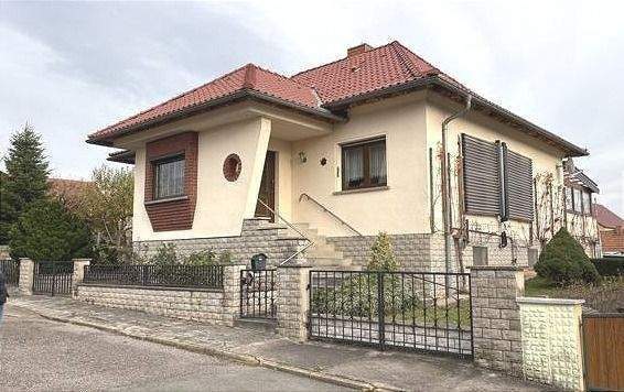 Gepflegtes EFH im Bungalowstil in Roßleben 5 zimmer