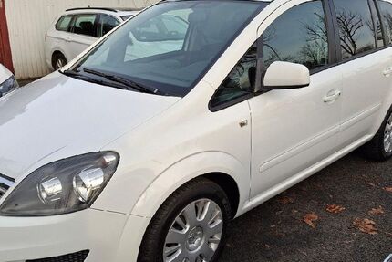 Opel Zafira 204.000 km 3.949 &euro; Fürstenwalde 15517