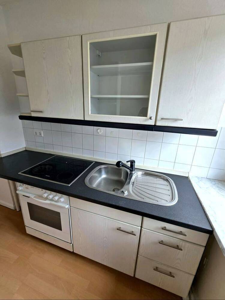 Frohnhausen: Schöne, ruhige 2,5-Zimmer-Wohnung mit EBK sucht neue Mieter