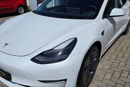 Tesla Model 3 30.113 km 32.130 &euro; Seesen 38723