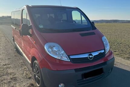 Opel Vivaro 147.000 km 10.150 &euro; Hörselberg/Hainich 99820