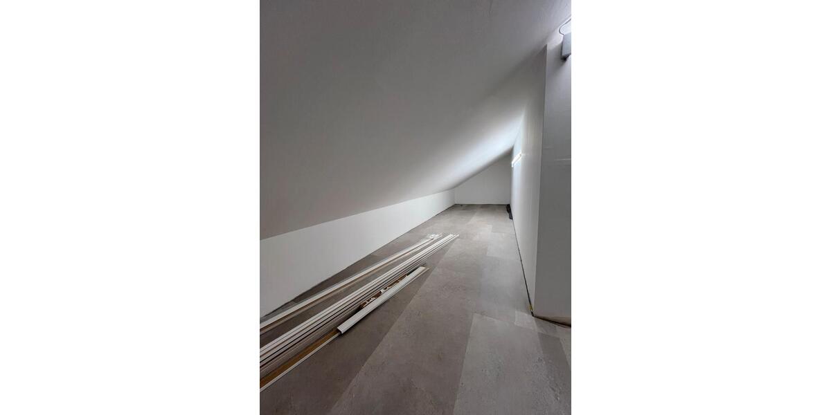 Dachgeschoßwohnung Burkardroth - 2 Zimmer, 78 m&sup2;, 750&euro; | Angebot:24832376