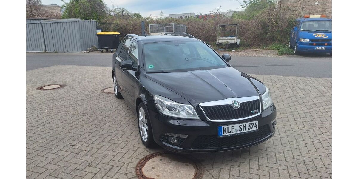 Skoda Octavia 309.000 km 4.599 &euro; Kleve 47533