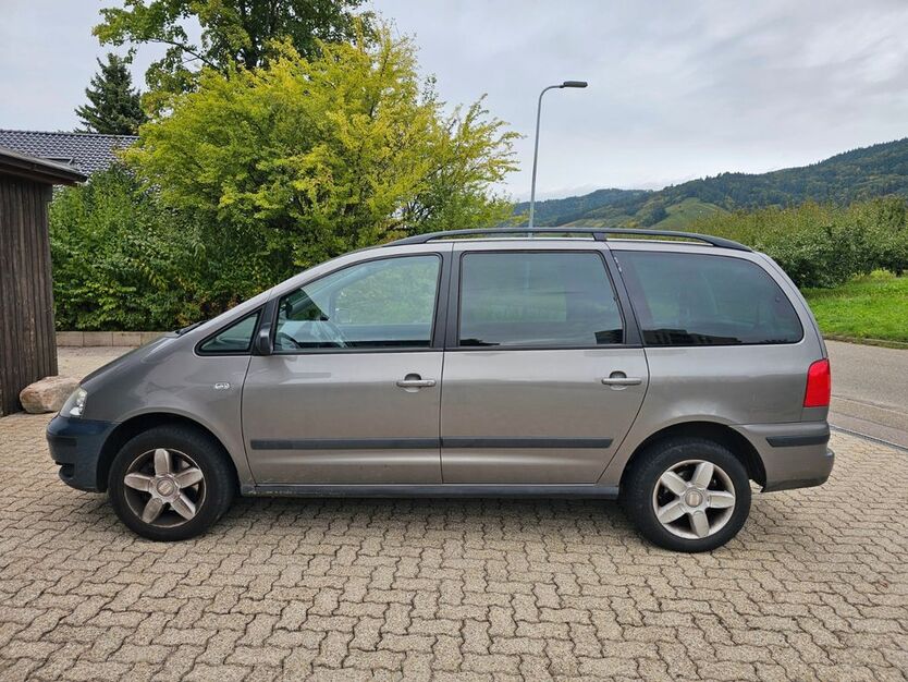 Seat Alhambra 247.555 km 4.500 € Oberkirch 77704