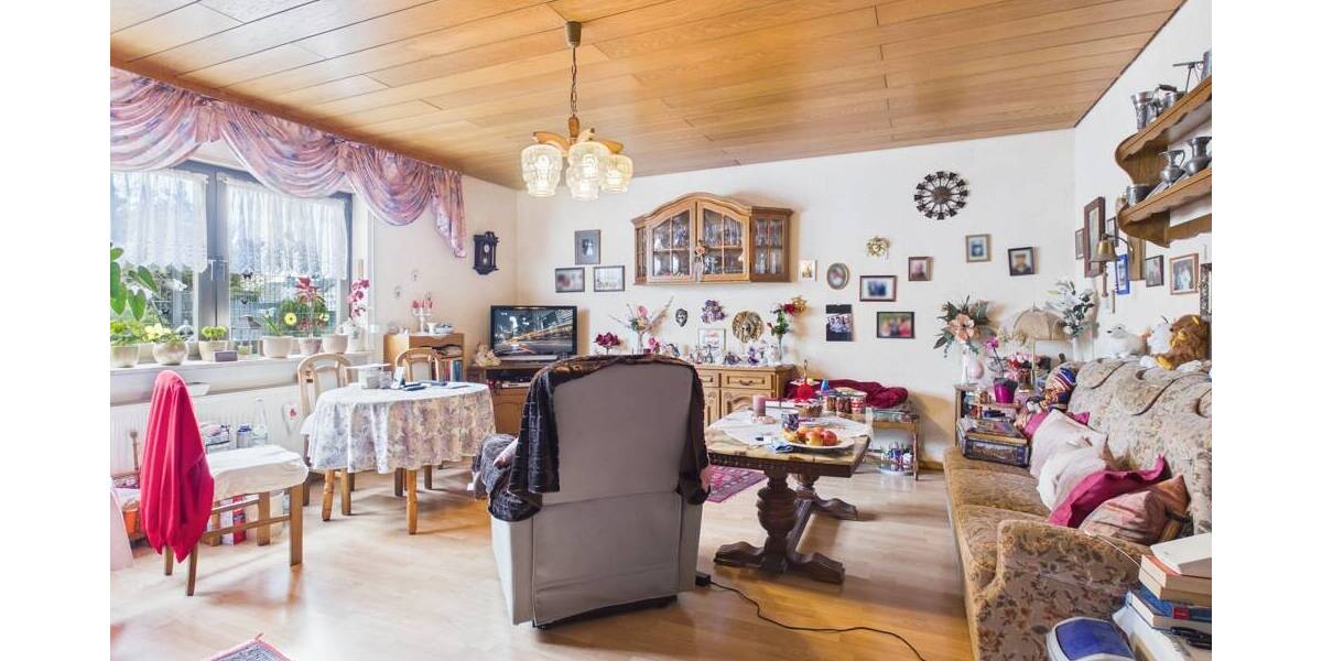 Bungalow Heusweiler / Niedersalbach Niedersalbach - 9 Zimmer, 226 m&sup2;, 498.000&euro; | Angebot:26359248