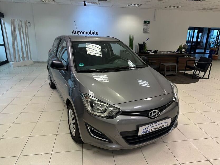 i20
