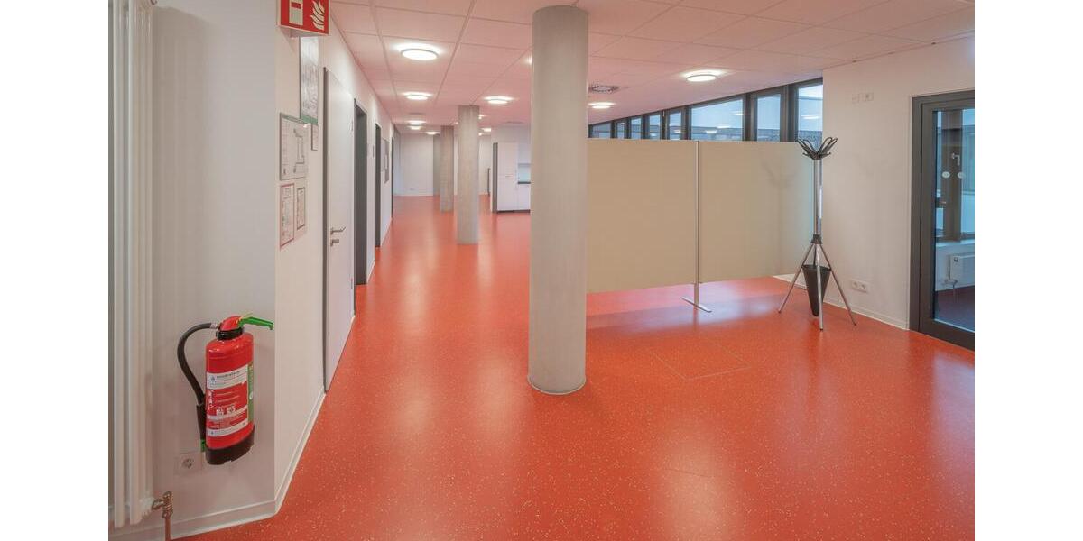 Gewerbeobjekt Villingen-Schwenningen Schwenningen - 4.100&euro; | Angebot:25561179