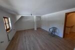 Etagenwohnung Durach - 3 Zimmer, 95 m&sup2;, 1.300&euro; | Angebot:26321397