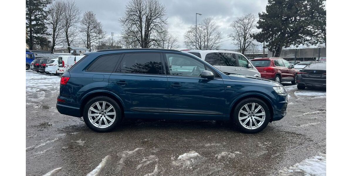 Audi Q7 260.000 km 32.900 &euro; München 81243