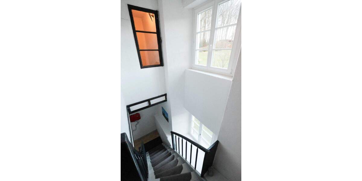 Reihenendhaus Lindlar Linde - 6 Zimmer, 225 m&sup2;, 1.900&euro; | Angebot:23880348