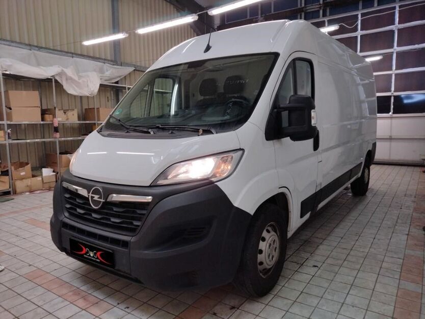 Opel Movano 145.342 km 17.891 € Hannover 30453