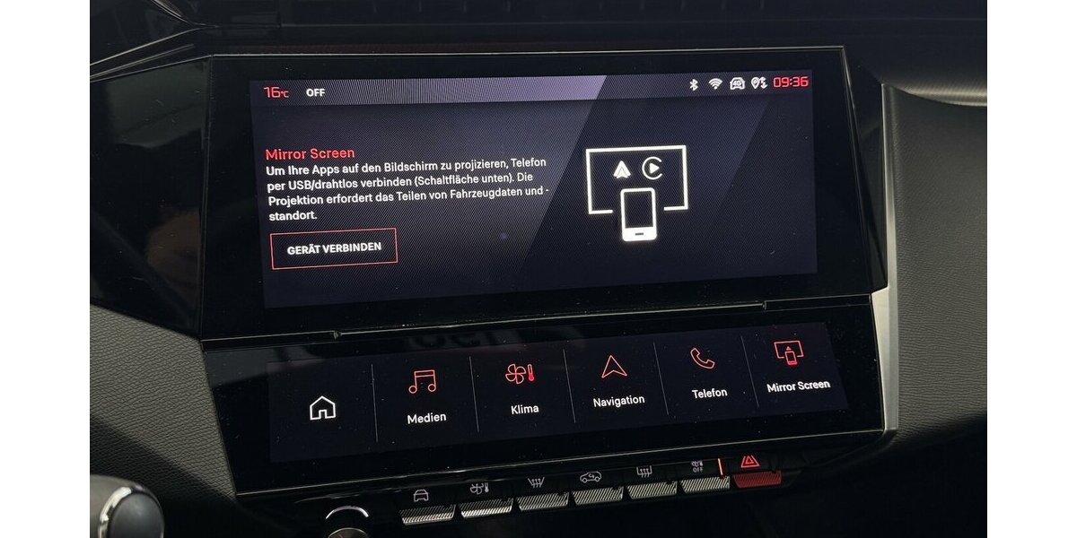 Peugeot 408 GT 130 PureTech EAT8 Focal Panodach 32.000 km 25.330 &euro; Lich 35423