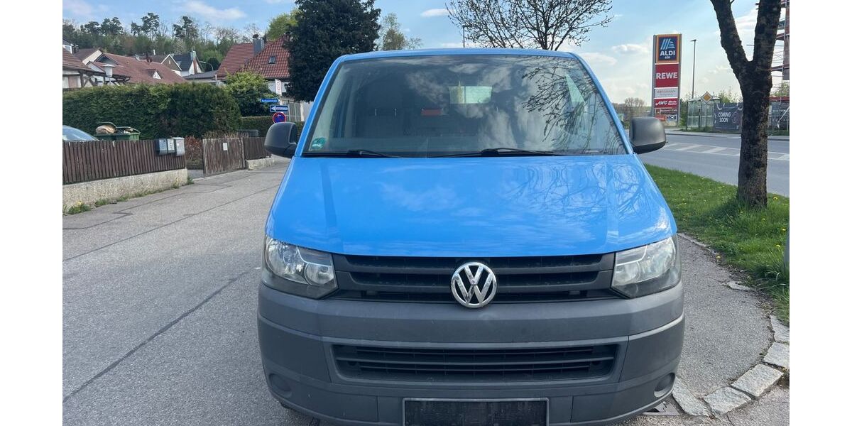 VW T5 Transporter 215.600 km 4.999 &euro; Ergoldsbach 84061