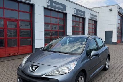 Peugeot 207 170.000 km 2.200 &euro; Ludwigshafen 67063